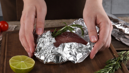 KORISTE SE ZA RAZLIČITE STVARI Čemu služi sjajna, a čemu mat strana aluminijumske folije?