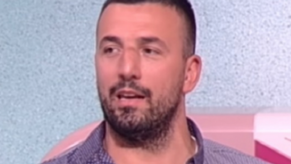 ''SEDAM GROMOVA ME POGODILO U RUKU'' Vladimir Tomović van sebe nakon upoznavanja devojke koja mu se sviđa