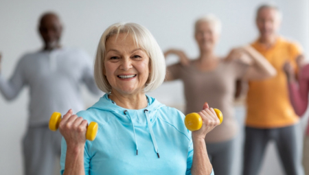ŽENE POSTAJU DLAKAVE I MUŠKOBANJASTE, A MUŠKARCI STERILNI! Lekari upozoravaju na opasan trend koji se širi brzinom svetlosti ČAK I KOD NAS!