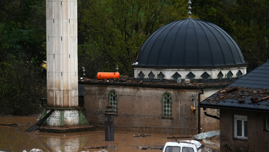 ĐAVO NE SPAVA... POPLAVLJENIM PODRUČJIMA U BIH SLEDI KATASTROFA: Građanima izdato HITNO upozorenje!
