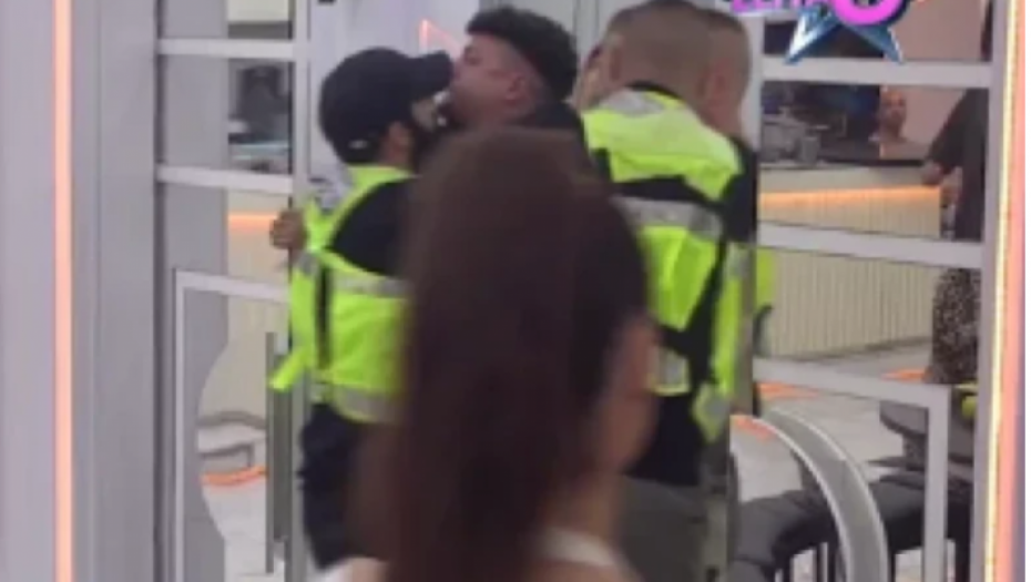"TVOJE DETE ĆE IMATI SAMO MAJKU, TI NE POSTOJIŠ" Terzu jedva razdvojilo obezbeđenje, nastao veliki haos u Beloj kući!