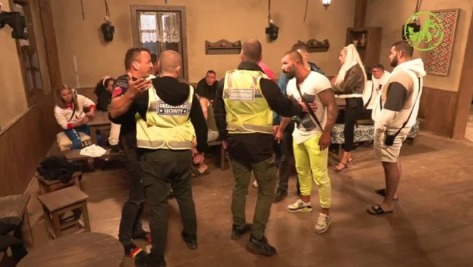 PLJUŠTE PRVE KAZNE NA FARMI, TOTALNO RASULO! Učesnik se zaleteo na cimera, obezbeđenje hitno uletelo