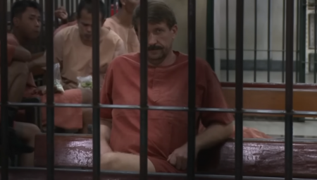 RUSKI "TRGOVAC SMRĆU" OPET U POSLU! Viktor sada prodaje oružje Hutima u Jemenu