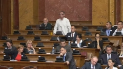 RASPAD U OPOZICIJI 8 njihovih poslanika nije glasalo za predlog zakona protiv litijuma, uključujući i Miloša Jovanovića!