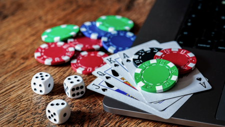 NAŠAO 20 DOLARA, KUPIO LUTRIJU, PA DOBIO 600.000! Evo kakvi su planovi srećnog stolara