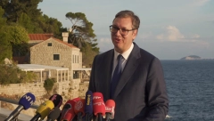 HRVATI I DALJE SEKU VENE ZBOG VUČIĆA "Ukrao je šou u Dubrovniku, došao je da bi branio KiM u sastavu Srbije"