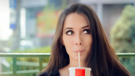 SRCE GA NE VOLI Ovo je najgore piće za vaš organizam, samo 1 na dan može da poveća rizik od srčanih bolesti