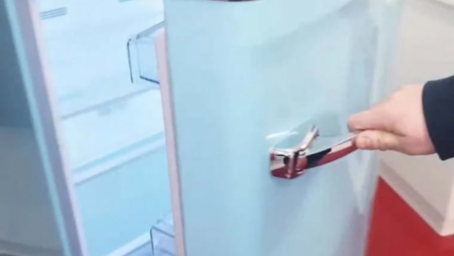 KUPIO POLOVNI ZAMRZIVAČ, U NJEMU NAŠAO LJUDSKU GLAVU I RUKE! Scena strave ga zaledila, žrtva bila devojčica (16)! (VIDEO)