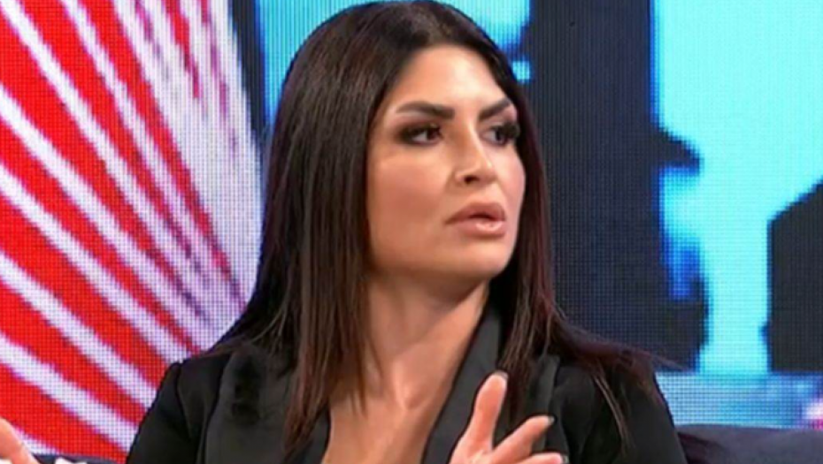 JOŠ JEDNA AFERA OTKRIVENA U ELITI 8! Cimerka Jelene Ilić javno tvrdi: ''Imam prepiske da je varala Ivana Marinkovića napolju''