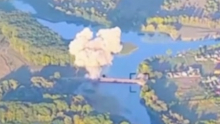 RUSI PRIMENJUJU TAKTIKU SPALJENE ZEMLJE Dižu u vazduh svoje mostove, Ukrajinci odsečeni, broje mrtve na STOTINE (MAPA)