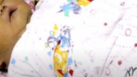 KADA SE RODIO, LEKARI SU BILI ZAPREPAŠĆENI Dečak ušao u ginisovu knjigu rekorda, ni njegovoj majci ništa nije jasno! (VIDEO)