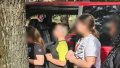 OTETA RUMUNSKA DECA SE VRATILA KUĆI   Pored njih  rumunskoj policiji predat je i njihov otac