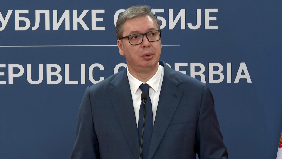 PREDSEDNIK VUČIĆ DANAS POLAŽE VENAC NA SPOMENIK NEZNANOM JUNAKU Povod je 80 godina oslobođenja Beograda
