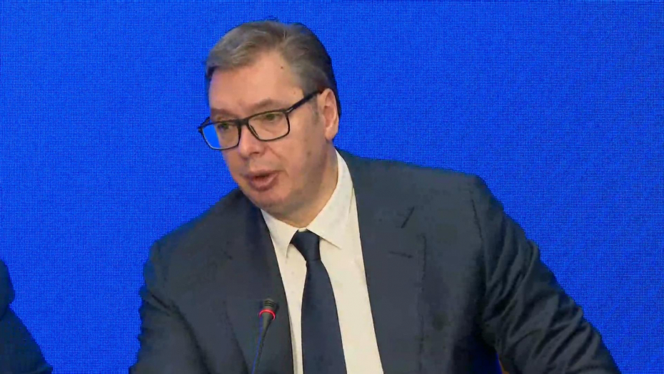 Vučić povodom 80 godina oslobođenja Beograda polaže venac na spomenik Neznanom junaku