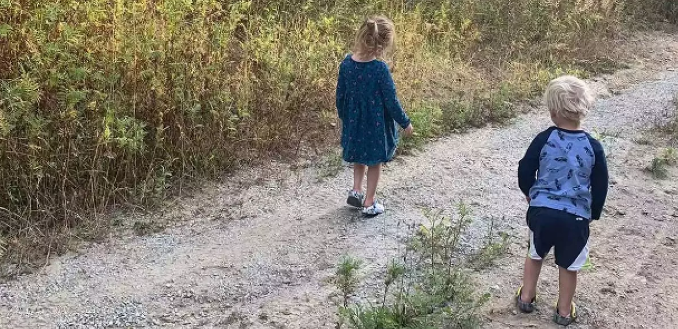 TRAGEDIJA KOJA KIDA DUŠU Baka je snimila ovu fotografiju tačno 5 minuta pre smrti deteta (FOTO)