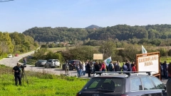 NAPADNUT DEKA, LJUDI NE MOGU NA SAHRANU, ALI NI KOLA HITNE POMOĆI... Ovo je vrhunac bahatosti lažnih ekologa i opozicije! (VIDEO)