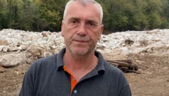 "KROZ CIK MUNJE VIDIM DA SVE ODE ODAVDE" Ovaj čovek je izgubio 9 članova porodice u poplavi u Jablanici