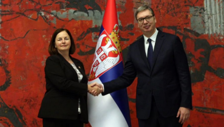 "DIJASPORA SRPSKOG POREKLA SLUŽI KAO JEDINSTVENI MOST IZMEĐU NAŠE DVE ZEMLJE" Vučić poželeo dobrodošlicu novoj ambasadorki Kanade Mišel Kameron (FOTO)