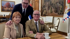 KURTIJEVI MEDIJI SE UKLJUČILI U NAPADE NA VUČIĆEVU PORODICU: Opozicija u Srbiji podržava vređanje majke srpskog predsednika!