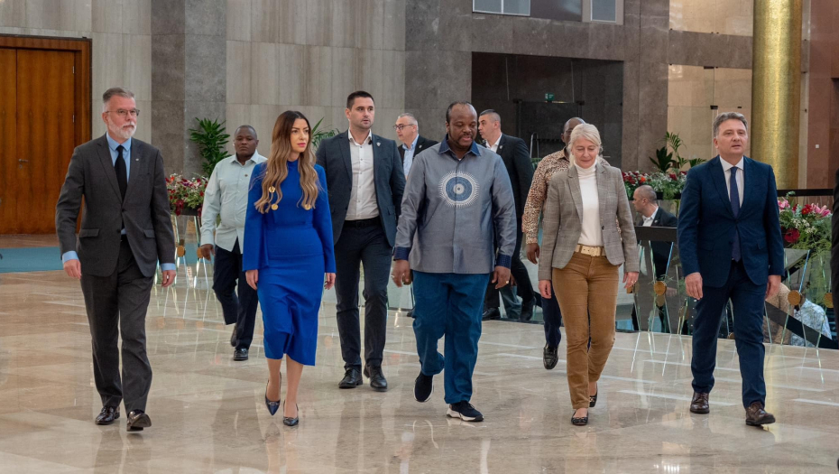 Predstavljen državni Data centar kralju Esvatinija Msvatiju III