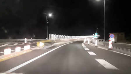 ISPUCALI STUBOVI NA PELJEŠKOM MOSTU Bezbednost nije ugrožena?