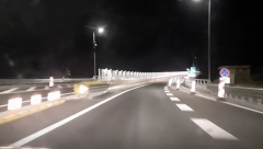 ISPUCALI STUBOVI NA PELJEŠKOM MOSTU Bezbednost nije ugrožena?