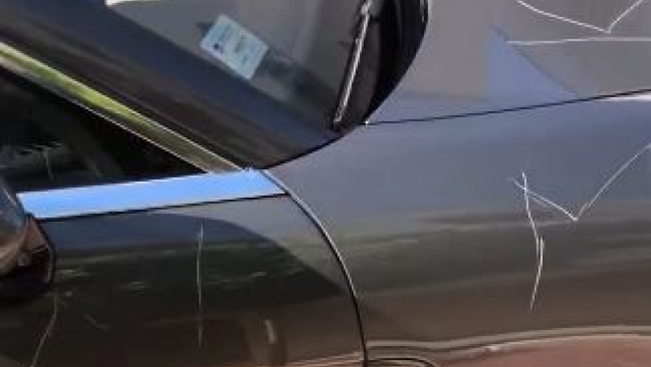 OKRŠAJ ŽENE I LJUBAVNICE USNIMLJEN NA ZVEZDARI! Prvo su jedna drugu fino "počastile", a onda je USLEDIO HOROR! (VIDEO)