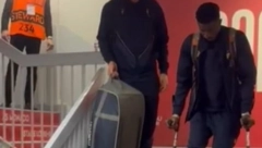 LOŠA VEST ZA ZVEZDU Piter Olajinka na štakama napustio stadion Monaka (VIDEO)