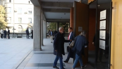 MIKA ALEKSIĆ PROMENIO LIČNI OPIS DO NEPREPOZNATLJIVOSTI! Kad je ušao u sud niko nije mogao da veruje! (VIDEO)