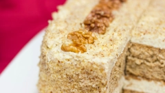 STARINSKA TORTA SA ORASIMA Zaboravljeni slatkiš iz bakine sveske recepata, sa sočnim korama i slatkim filom