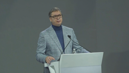 "ONO U MONAKU JE BILO TEŠKO ZA GLEDATI" Predsednik Vučić govorio o Zvezdi i Partizanu i najavio pomoć crno-belima