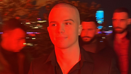 VOJAŽ BRUTALNO UDARIO NA STARIJE KOLEGE! Novi skandal trese estradu: "Nisam tražio potvrdu od njih..."