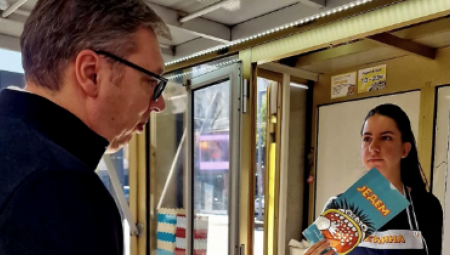 "KAO U NEKA STARA VREMENA..." Vučić u pauzi između sastanaka: Divan je dan u Beogradu (FOTO)