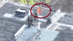 RUSI PODIGLI ZASTAVU Ostvarili ključni proboj u ukrajinskoj odbrani (VIDEO)