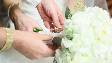 PETRA ZAMALO DA ODUSTANE OD SVADBE KAD JE UGLEDALA SVOJU VENČANICU! Mlada dožuvela NERVNI SLOM! (VIDEO)