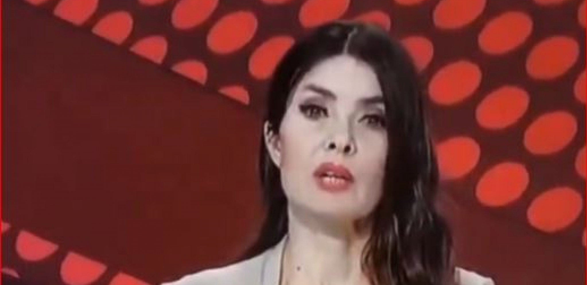 NEVIĐENI PEH U DNEVNIKU NA RTS-U! Voditeljka zgrozila naciju: "Kozo nepismena!"