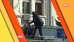 ISIDORA SEDI NA ULICI, A SERGEJ... Trifunović uhvaćen sa ženom nakon skandala, prolaznici šokirani! (FOTO)