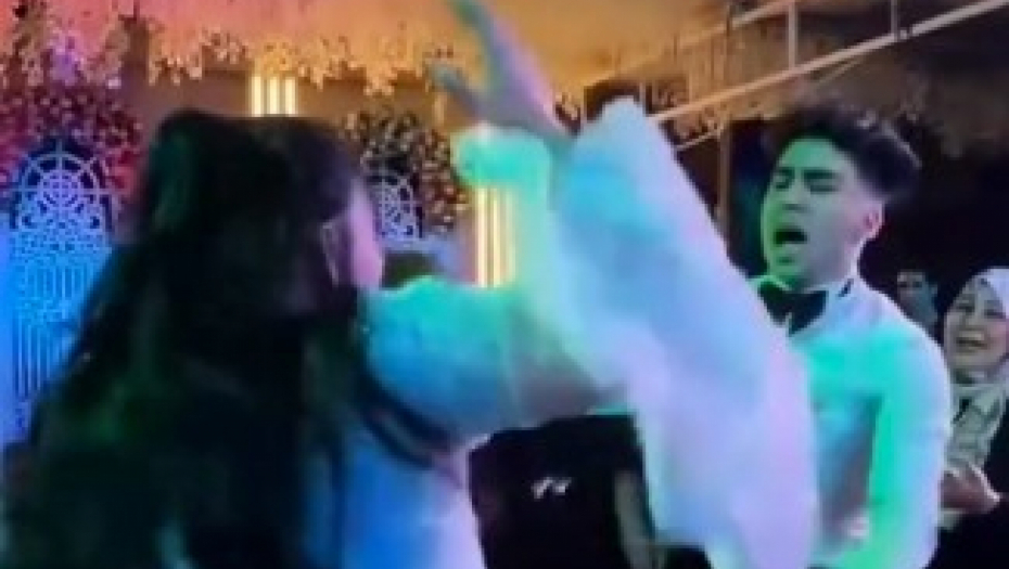 DA LI SU OVI LJUDI NORMALNI? Mladenci plesali na svadbi, usledila brutalna makljaža - niko nema pojma šta se ovde zapravo desilo! (VIDEO)
