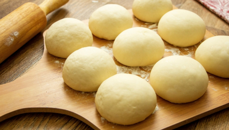 KOLIKO KVASCA IDE NA KILOGRAM BRAŠNA Ovo je precizna količina sa kojom svako testo uspeva