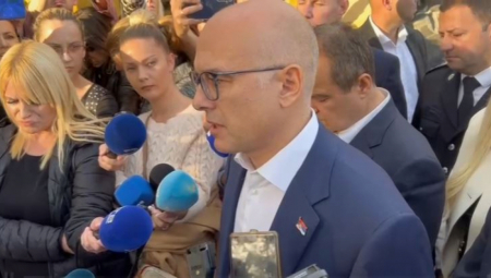 'CRNI PETAK ZA SRBIJU I NOVI SAD'! Premijer Vučević se oglasio povodom nesreće na železničkoj stanici: Saučešće svim porodicama poginulih