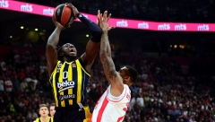 NA POMOLU VELEOBRT "Kralj" krade Zvezdi Motlija?