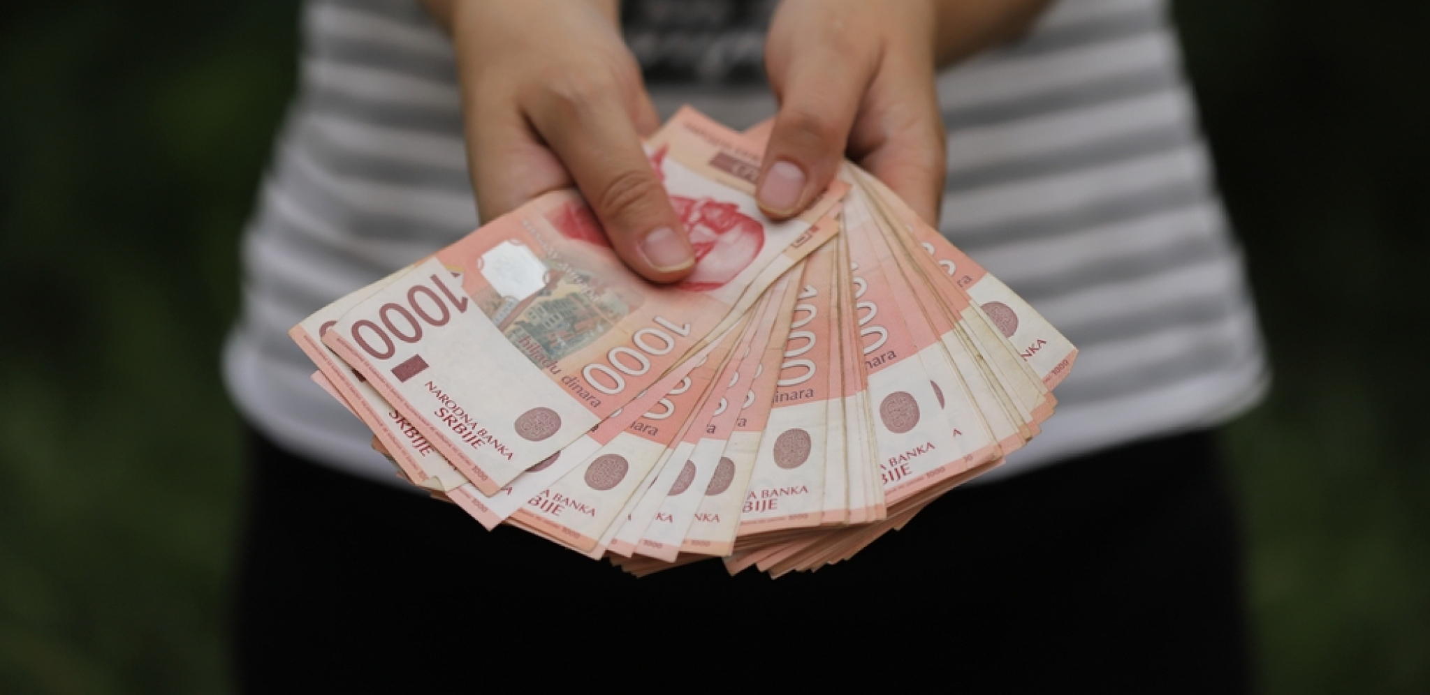 AKO ŽIVITE NA OVOJ OPŠTINI, DRŽAVA VAM DAJE 10.000 DINARA! Prijave do 5. decembra, ovo su uslovi!