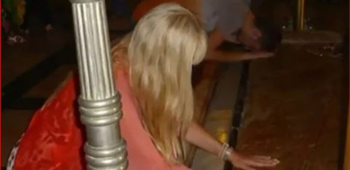NAŠA PEVAČICA POSETILA ISUSOV GROB! Poklonila se svetoj ploči: "Najsvetije hrišćansko mesto"