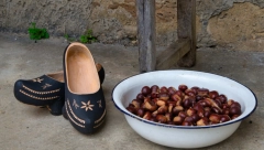 DREVNI TRIK Kad čujete zbog čega su naše bake stavljale kestenje na prozorske daske i vi ćete uraditi isto