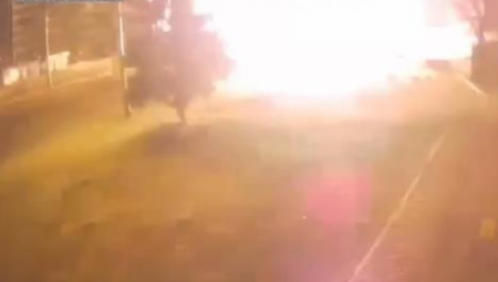 RUSI BACILI KLIZNE BOMBE Masovno napadi širom Ukrajine, evo gde padaju projektili (VIDEO)