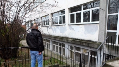 DELILI SNIMAK INTIMNOG ODNOSA SA DRUGARICOM PO CELOJ ŠKOLI Dvojici dečaka iz Jagodine preti do tri godine robije