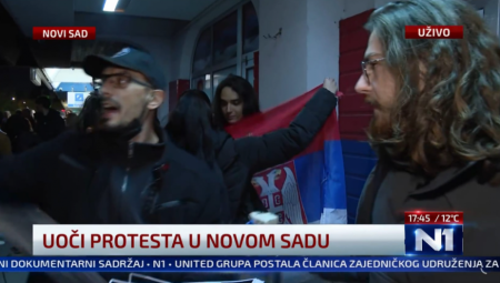 TEKST JE ISPRAVLJEN - OPOZICIJA NIJE UNIŠTAVALA SRPSKE ZASTAVE