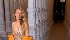 NAKON JAVNOG BLAMA POBEGLA JE U MIŠJU RUPU  Sada se vratila na velika vrata optočena kristalima, niko nije ostao imun na njen izgled