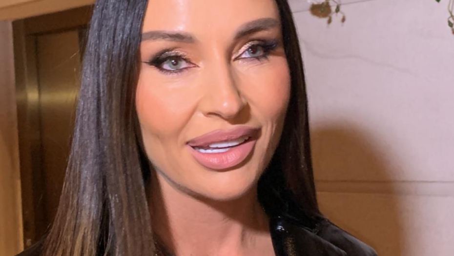 ''HVALA TI, BOŽE'' Katarina Živković prvi put pokazala kako izgleda sin Stefan - fotka topi najhladnija srca