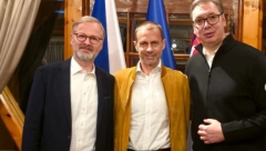 VUČIĆ UGOSTIO ČEŠKOG PREMIJERA I PREDSEDNIKA UEFA: Evo šta im je posluženo za večeru! (FOTO)
